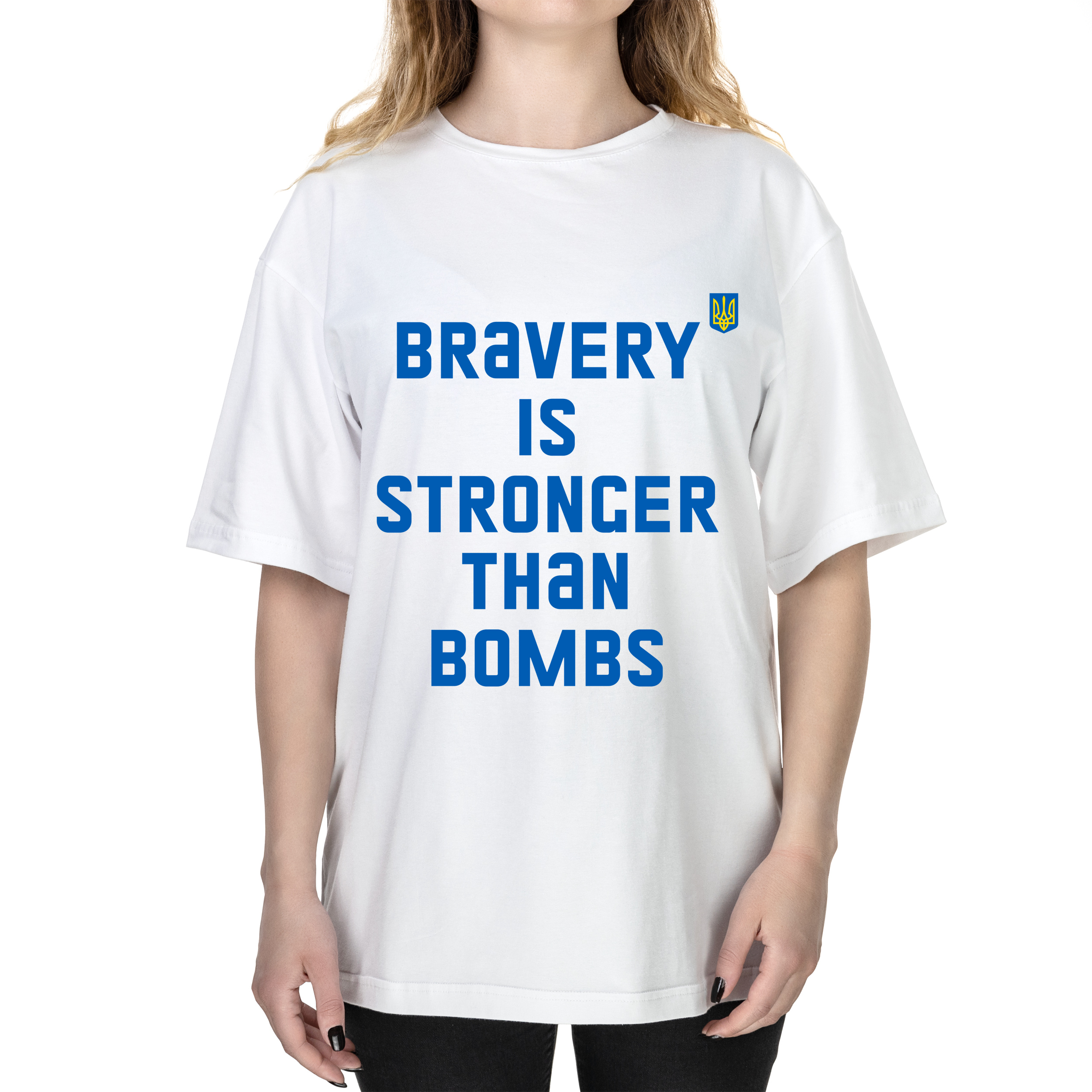 Футболка женская оверсайз белая хлопок/эластан А3 размера Bravery is stronger than bombs L - фото 1