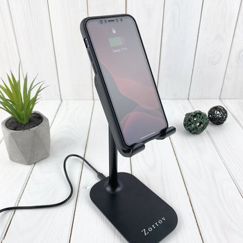 Подставка для телефона с функцией беспроводной зарядки на  телескопической ножке 25 см чёрная - фото 2 Подставка для телефона с функцией беспроводной зарядки на  телескопической ножке 25 см чёрная - фото 2 - Держатели, штативы, подставки, LED лампы для селфи