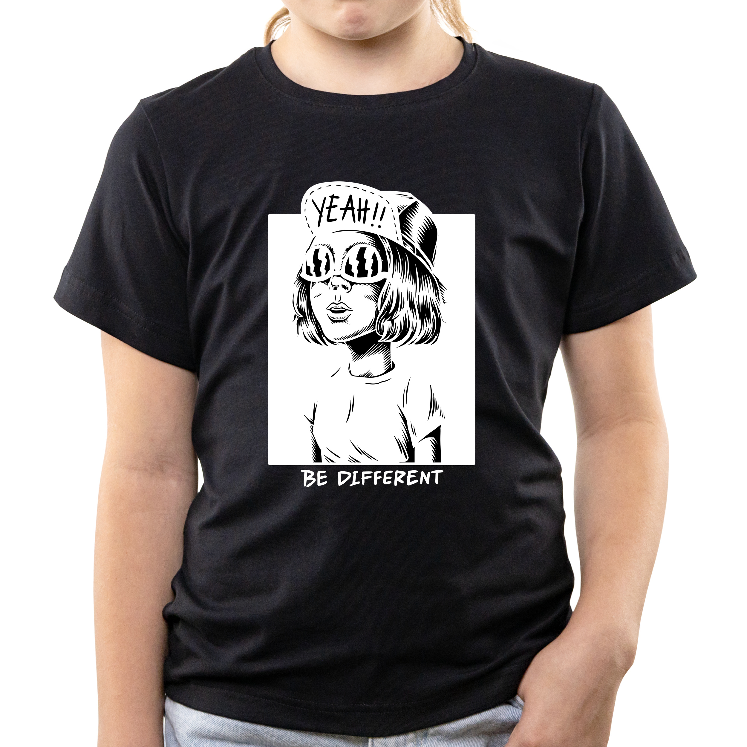 Футболка дитяча чорна бавовна/еластан light Yeah!  Be different 140 - фото 1 - Футболки